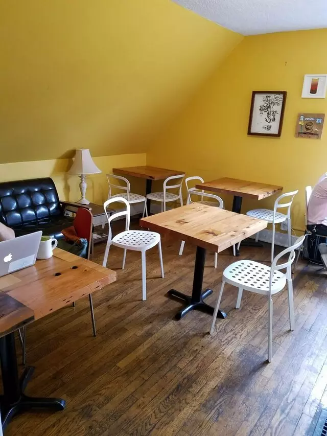 Mud Pie Vegan Bakery & Coffeehouse