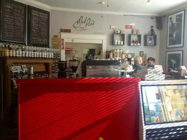 Mud Pie Vegan Bakery & Coffeehouse