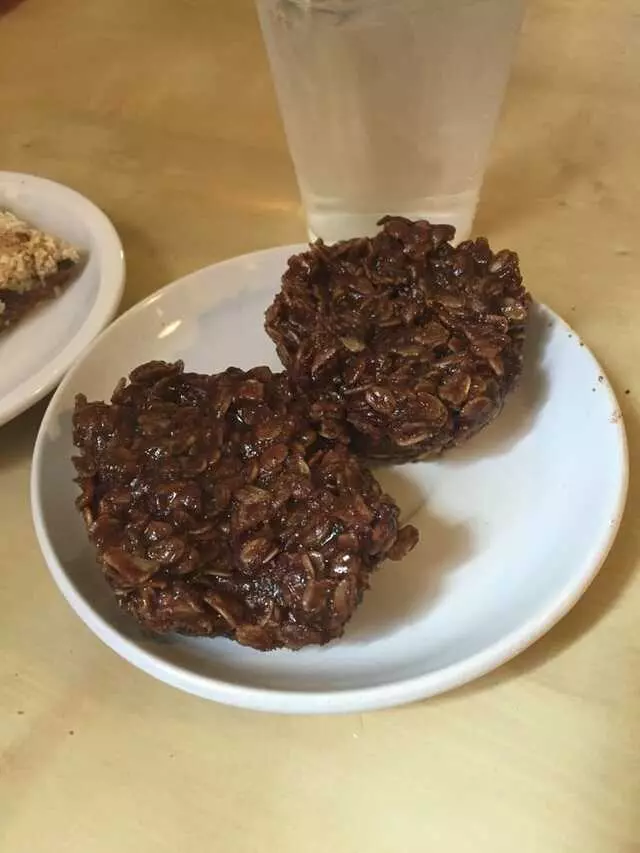 Mud Pie Vegan Bakery & Coffeehouse