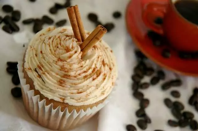 Mud Pie Vegan Bakery & Coffeehouse