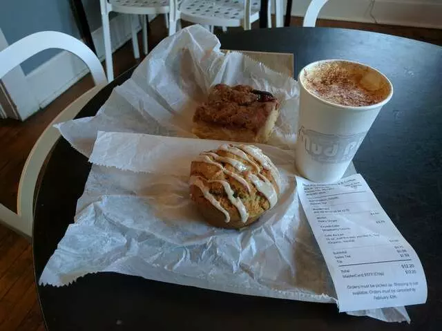 Mud Pie Vegan Bakery & Coffeehouse