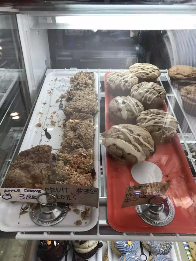 Mud Pie Vegan Bakery & Coffeehouse