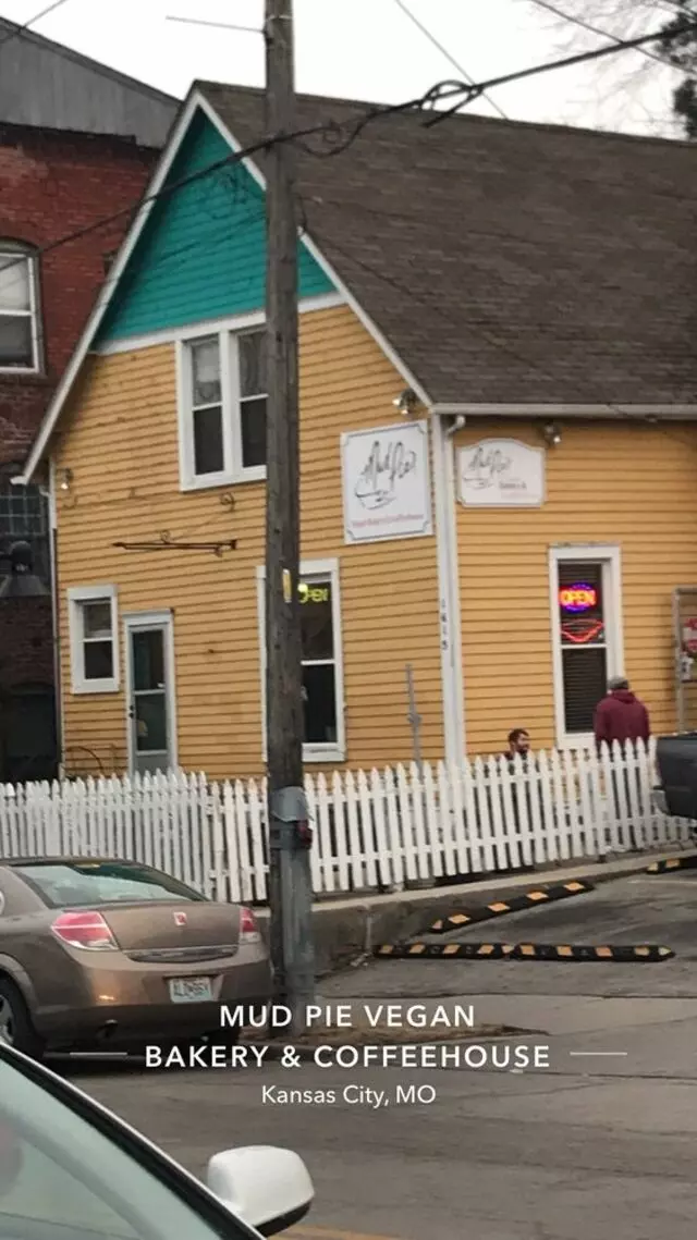Mud Pie Vegan Bakery & Coffeehouse