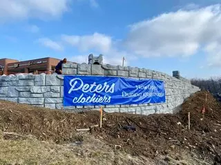 Peters Clothiers