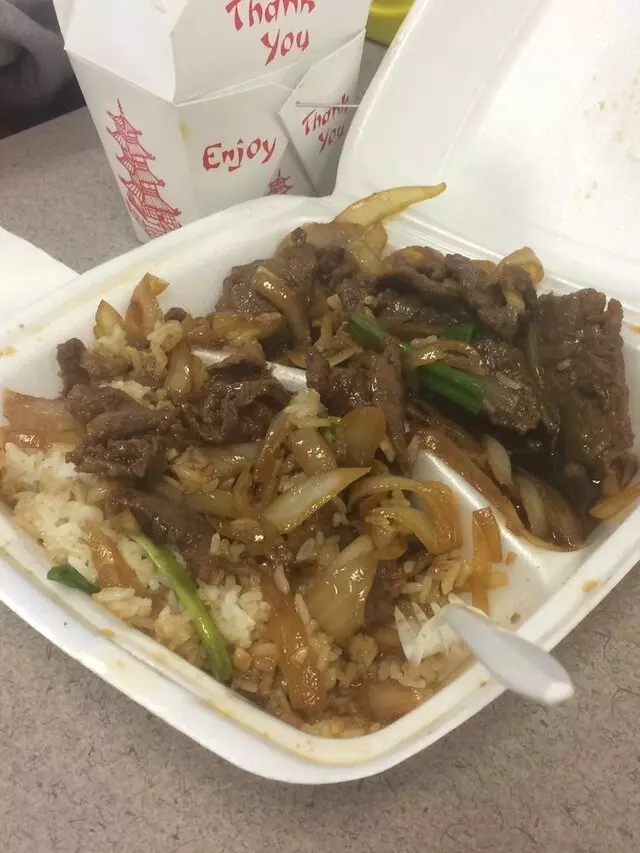 Lucky Dragon Chinese Restaurant
