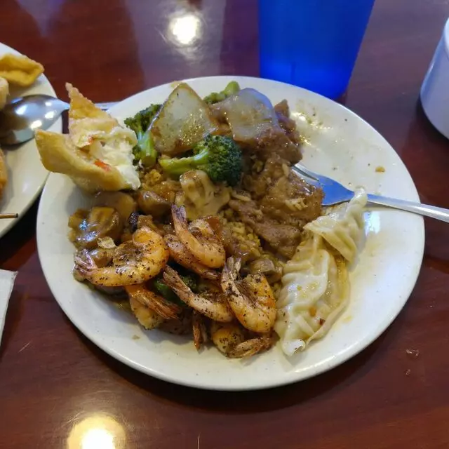 Lucky Dragon Chinese Restaurant