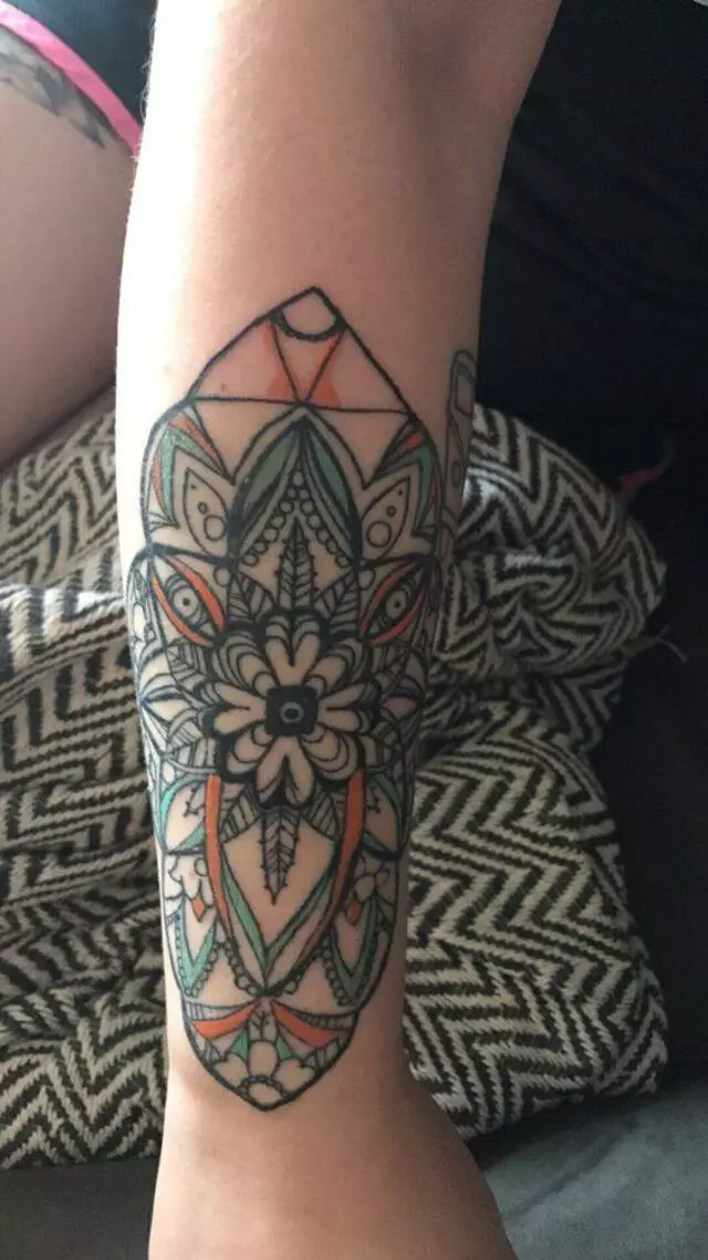 816 Tattoo