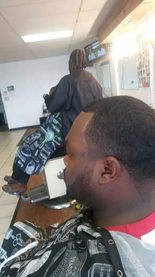All pro Barbershop