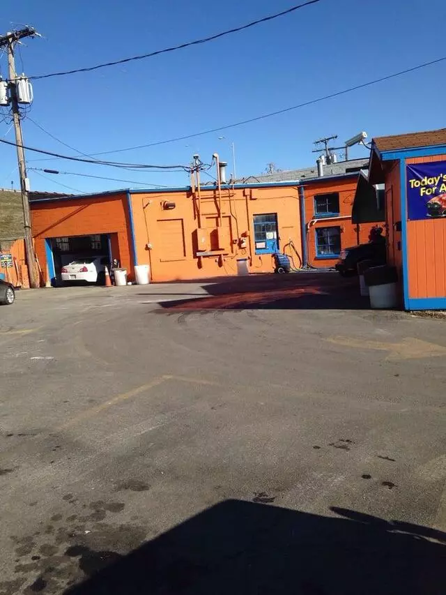 All Seasons Car Wash & Detail Service Center