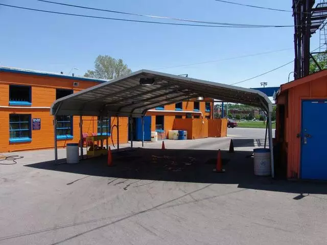 All Seasons Car Wash & Detail Service Center