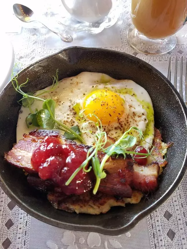 Krokstrom Klubb & Market
