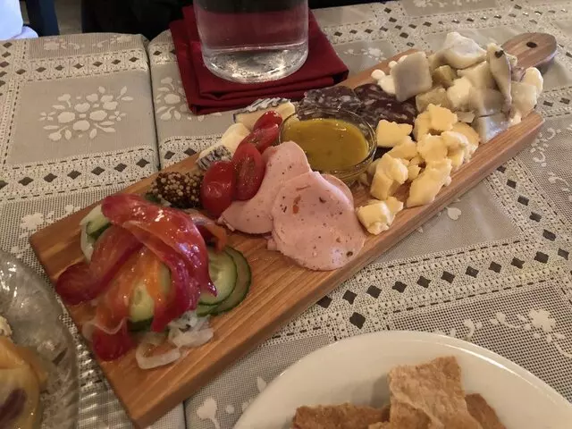 Krokstrom Klubb & Market