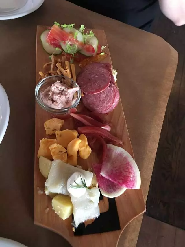 Krokstrom Klubb & Market
