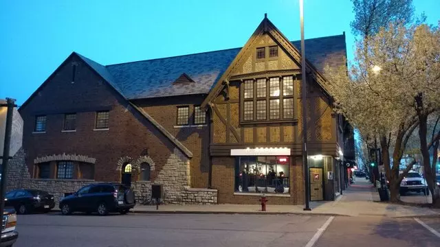 Krokstrom Klubb & Market
