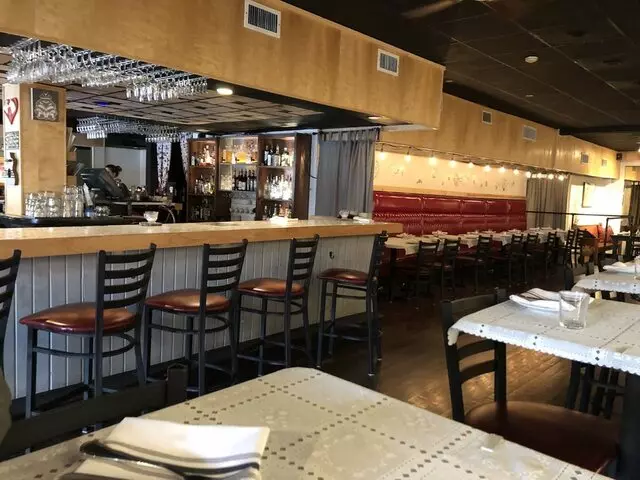 Krokstrom Klubb & Market