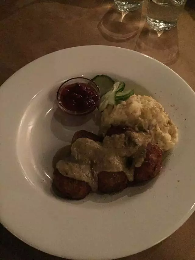 Krokstrom Klubb & Market