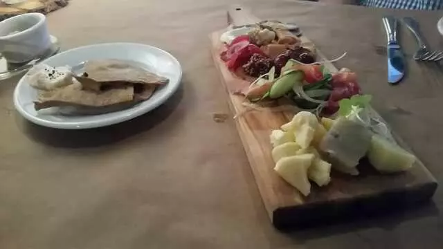 Krokstrom Klubb & Market