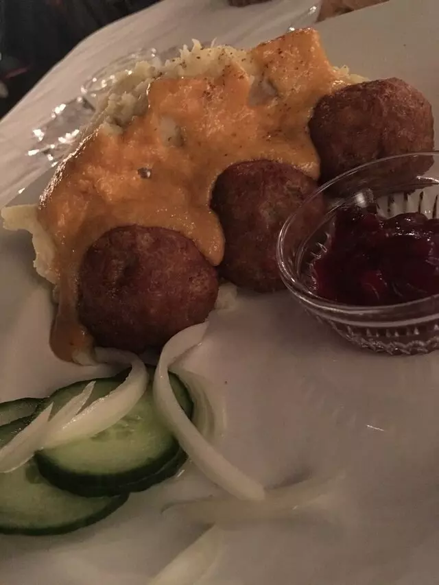 Krokstrom Klubb & Market