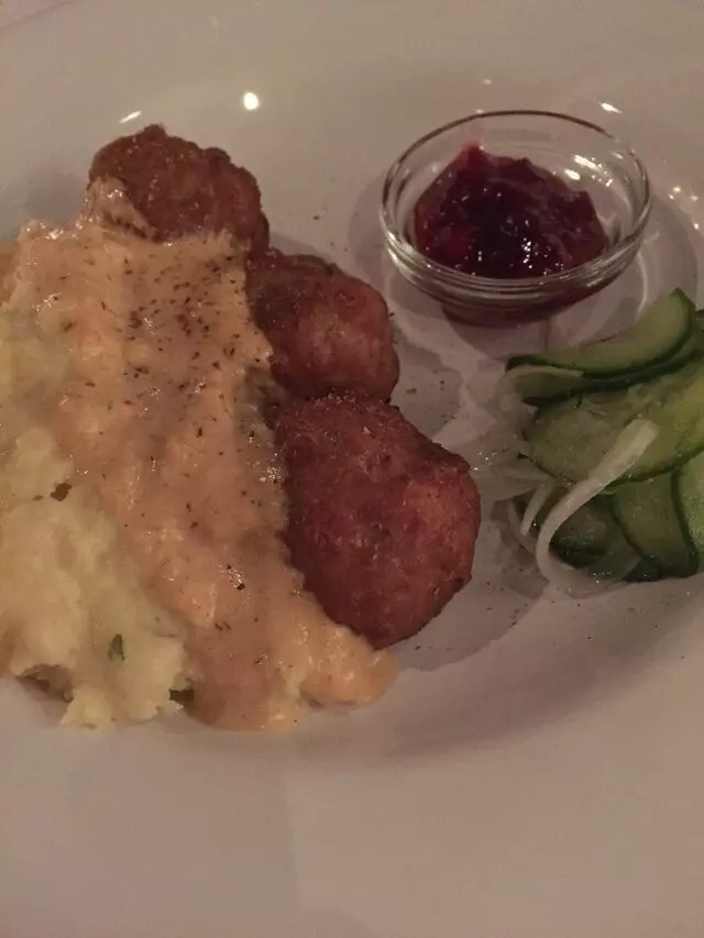 Krokstrom Klubb & Market