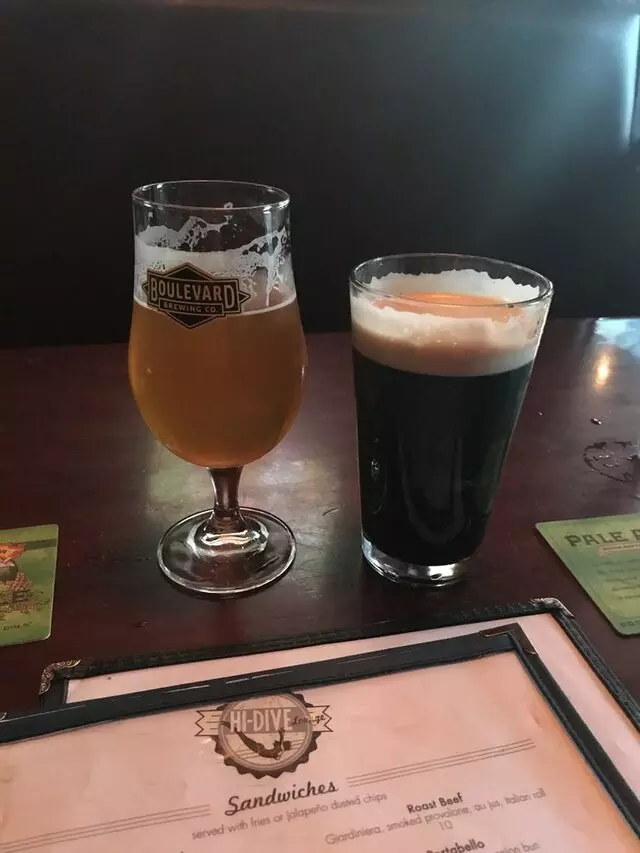 Hi Dive Lounge