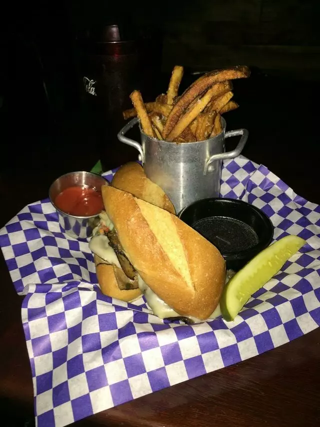 Hi Dive Lounge