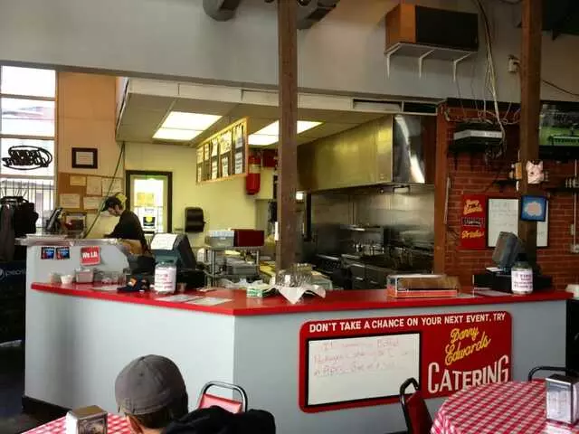 Danny Edward’s Boulevard BBQ