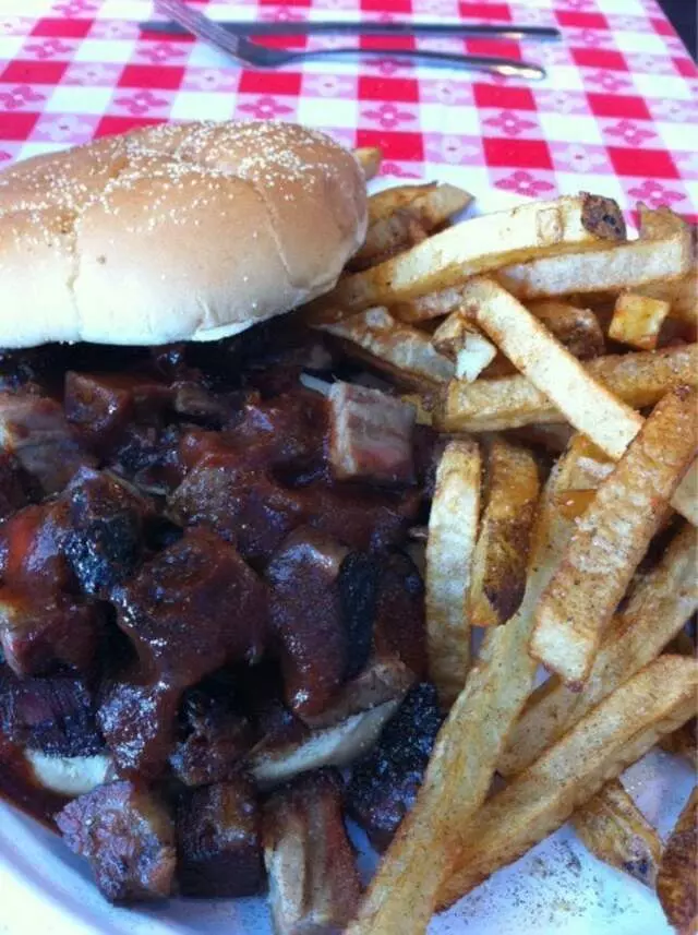 Danny Edward’s Boulevard BBQ