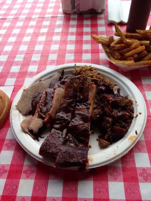 Danny Edward’s Boulevard BBQ