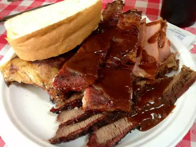 Danny Edward’s Boulevard BBQ