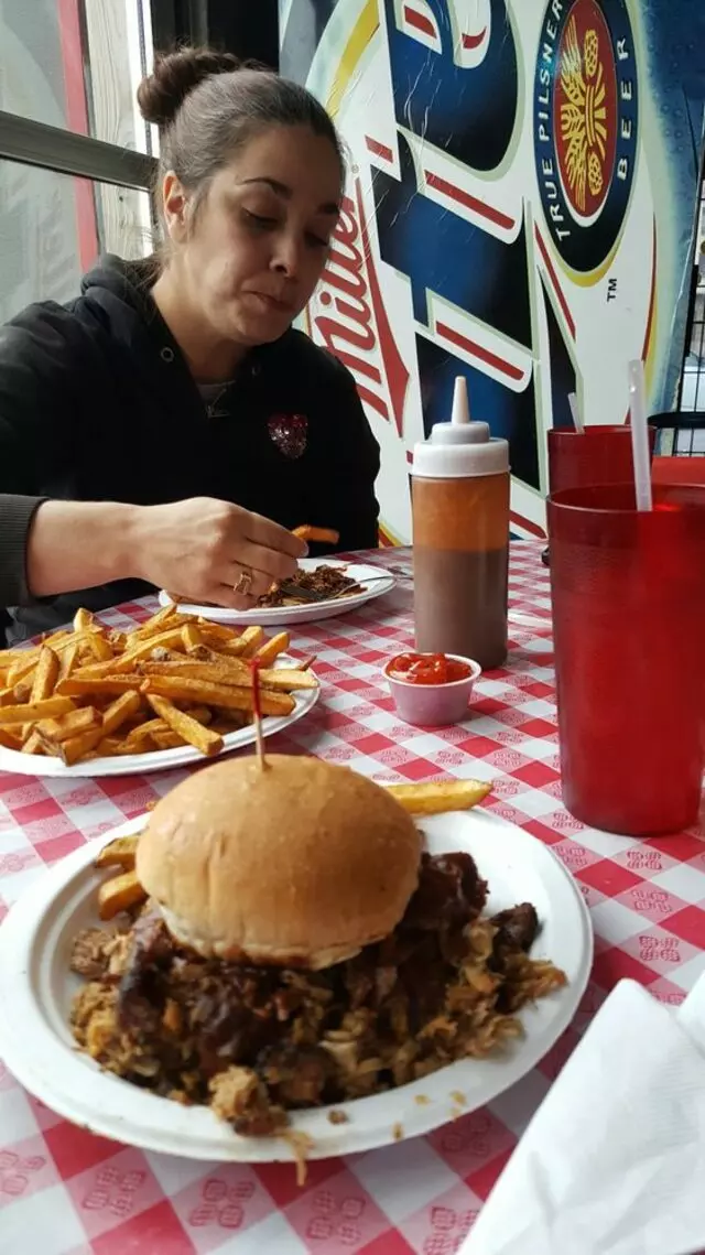 Danny Edward’s Boulevard BBQ