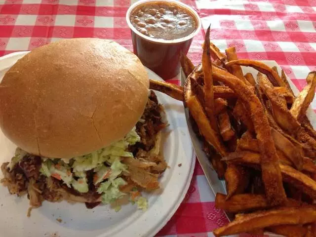 Danny Edward’s Boulevard BBQ
