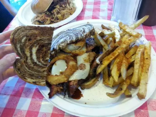 Danny Edward’s Boulevard BBQ