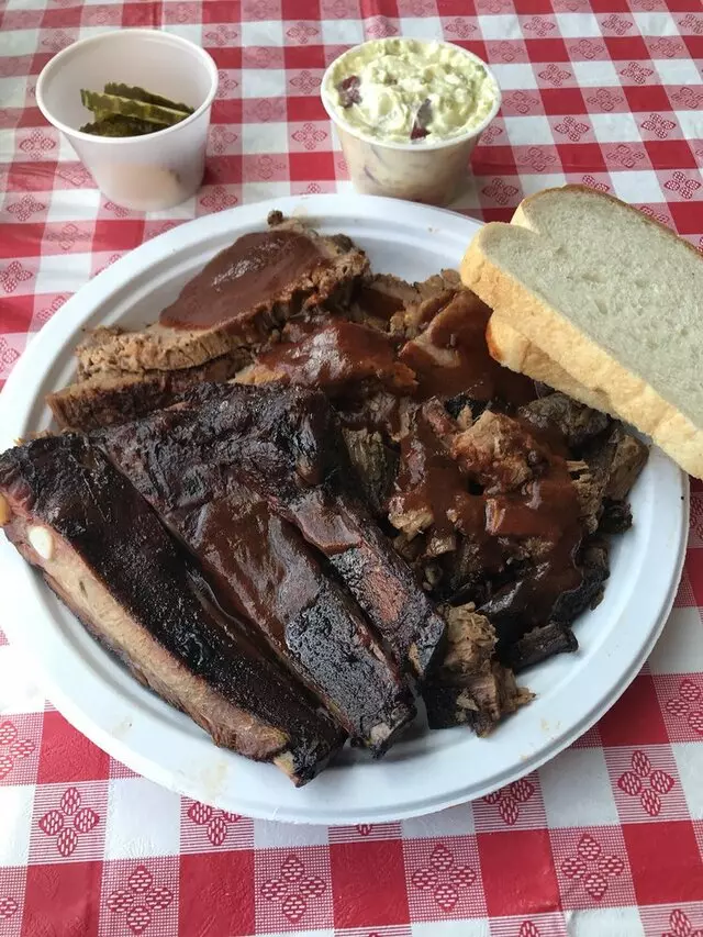 Danny Edward’s Boulevard BBQ