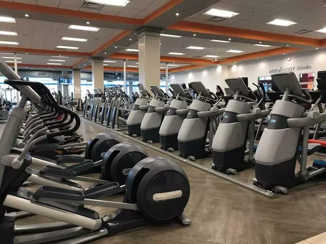 Onelife Fitness - Power & Light