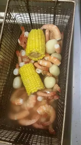 Anutha Fish Place