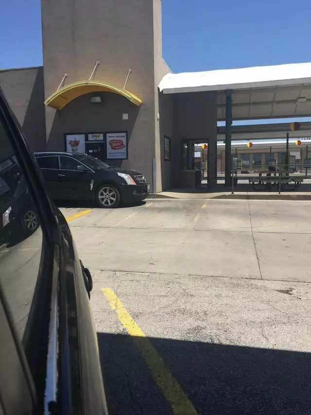 Sonic Drive In-Burlington Road