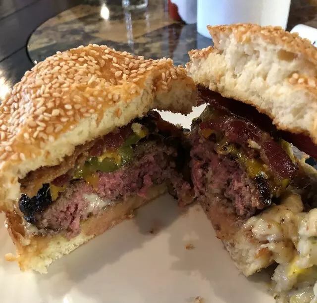 EJ’s Urban Eatery