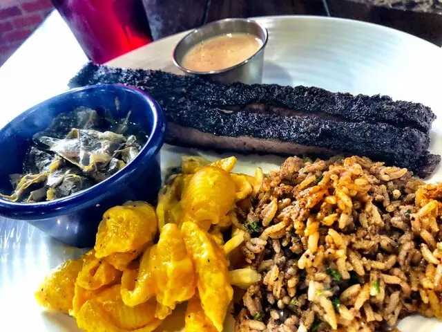 EJ’s Urban Eatery