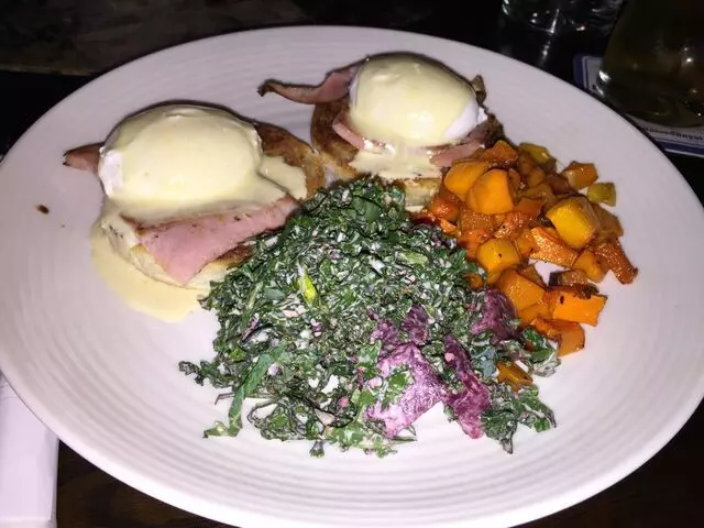 EJ’s Urban Eatery