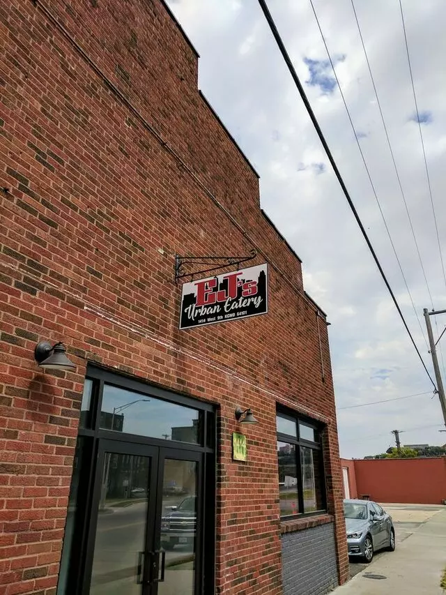 EJ’s Urban Eatery