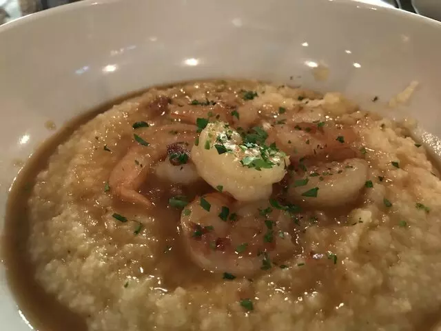EJ’s Urban Eatery