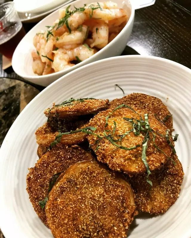EJ’s Urban Eatery