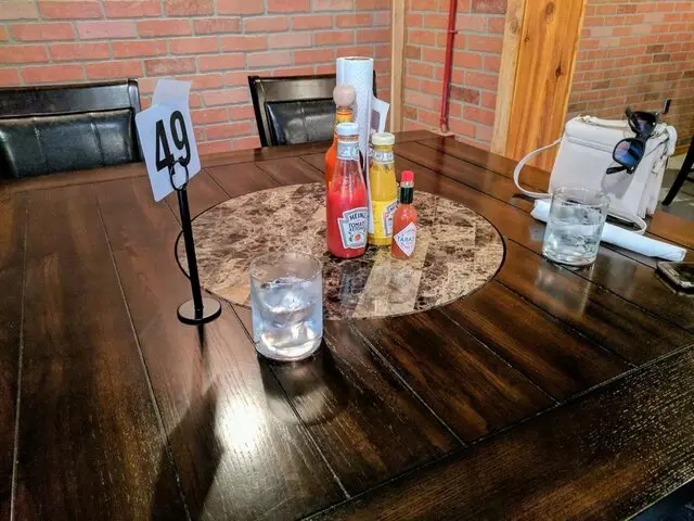 EJ’s Urban Eatery