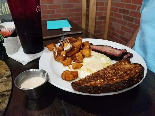 EJ’s Urban Eatery