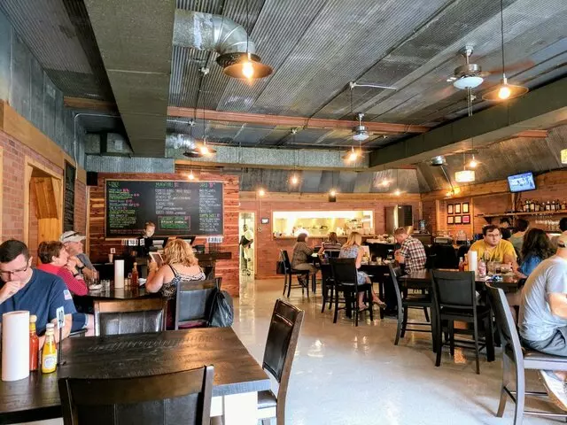 EJ’s Urban Eatery