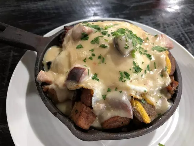 EJ’s Urban Eatery