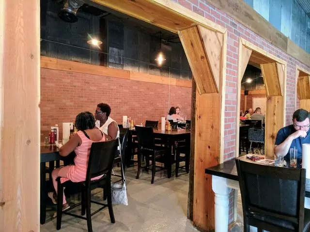 EJ’s Urban Eatery