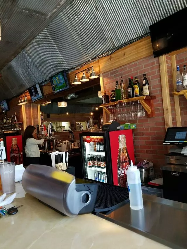 EJ’s Urban Eatery