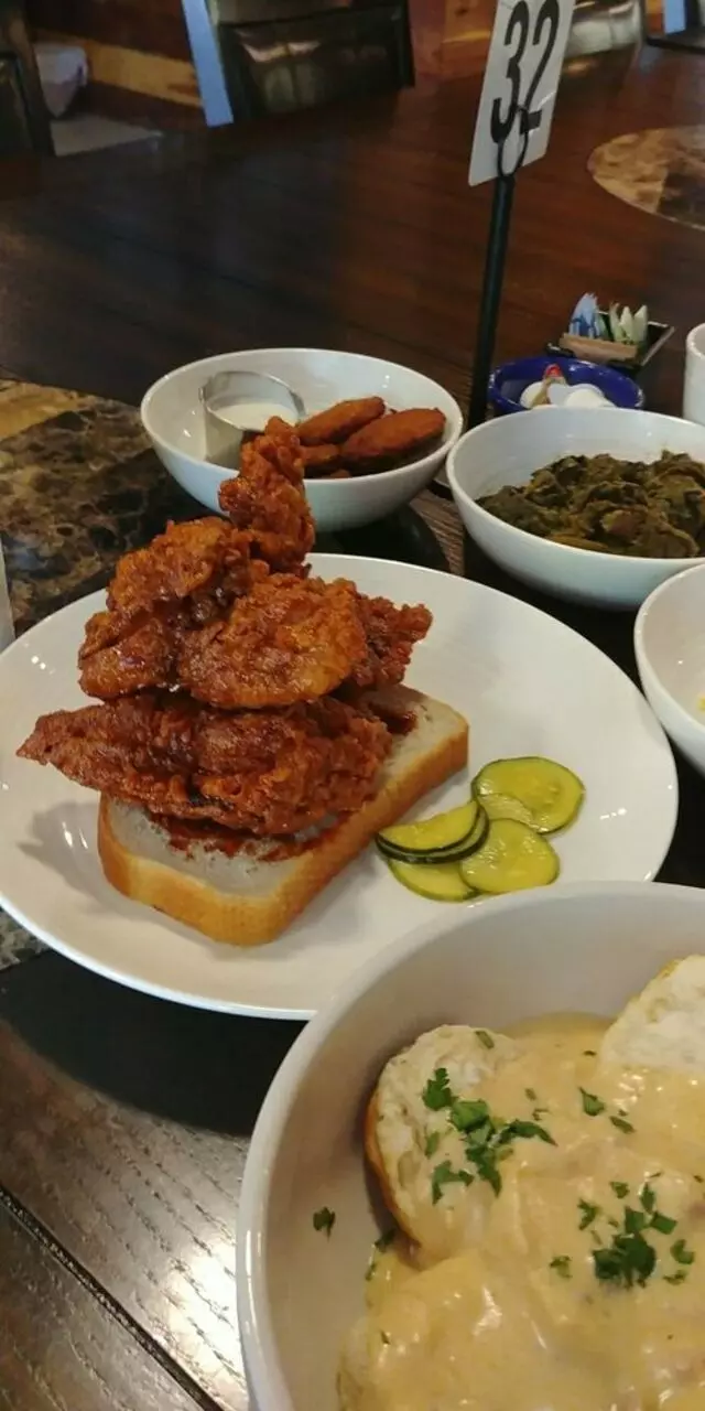 EJ’s Urban Eatery