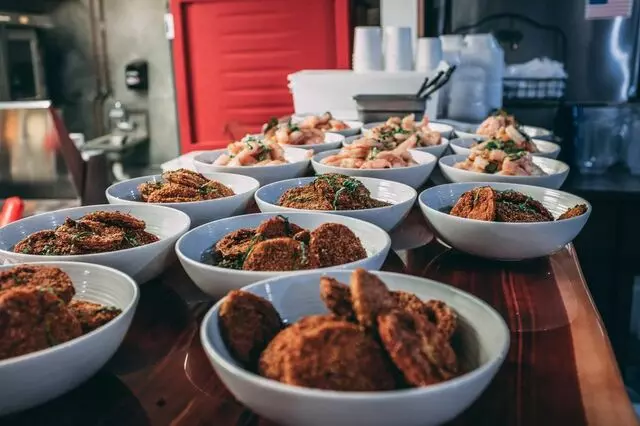 EJ’s Urban Eatery